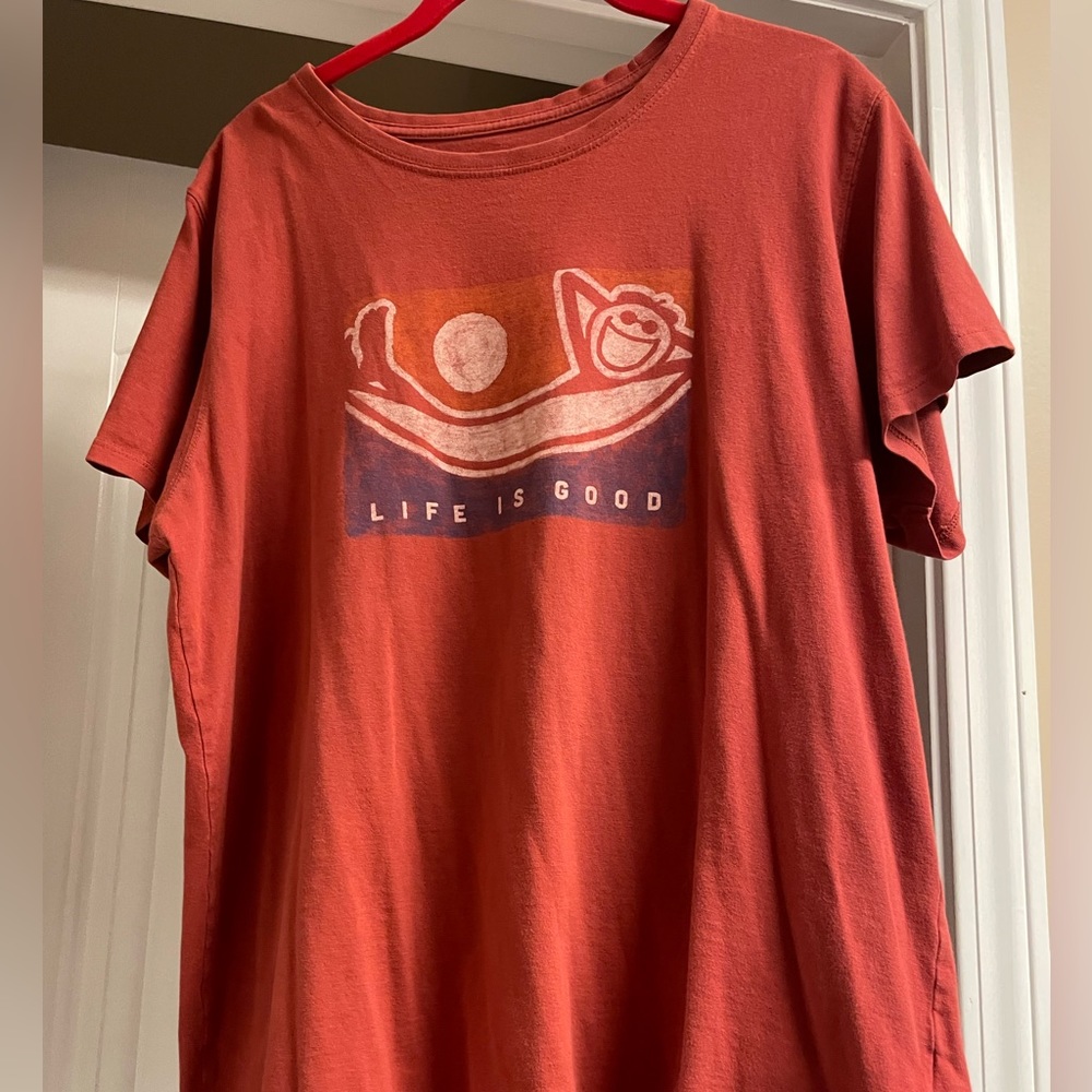 Women’s Life is Good tee… size XL